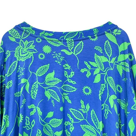 BELLE Kim Gravel Blue Floral Top Plus Size 5X Stretch V-Neck Tunic Tee - Picture 8 of 9